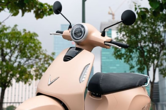 Khám phá xe điện VinFast pin “khủng” nhất hiện nay: Chạy tới 262 km/lần sạc, giá chỉ 18 triệu