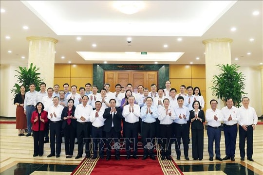 Bộ Chính trị làm việc với Ban Thường vụ Đảng ủy Quốc hội