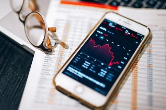 VN-Index vào nhịp điều chỉnh ngắn hạn, công ty chứng khoán khuyến nghị chợp thời cơ mua ngay 3 mã này