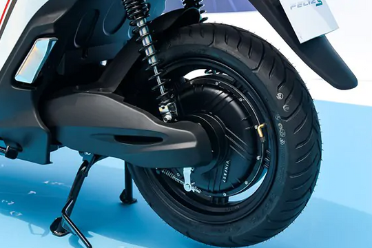 Xe điện mới cho học sinh: Không cần bằng lái, sạc 1 lần đi cả tuần, giá chỉ hơn 20 triệu