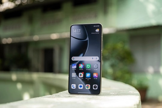 Smartphone tầm trung gây sốt: Sạc 120W đầy pin 19 phút, giá chưa tới 15 triệu nhưng hiệu năng cân iPhone đời mới