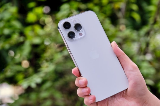 iPhone 14 Pro Max bất ngờ giảm sâu, trở thành lựa chọn "vàng" cho fan iPhone cao cấp