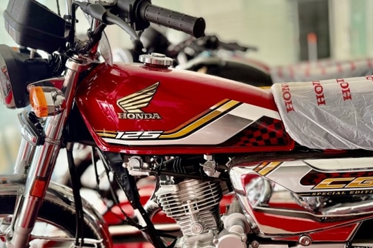 Ra mắt xe xăng côn tay giá chỉ hơn 20 triệu: Thiết kế hoài cổ, tiết kiệm xăng 45 km/lít