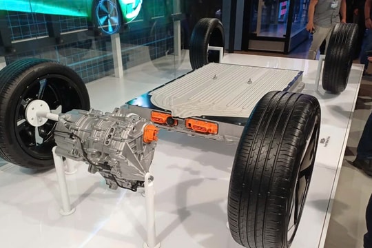 Ra mắt pin và động cơ thế hệ mới, hãng xe danh tiếng tăng tốc cuộc đua xe điện giá rẻ