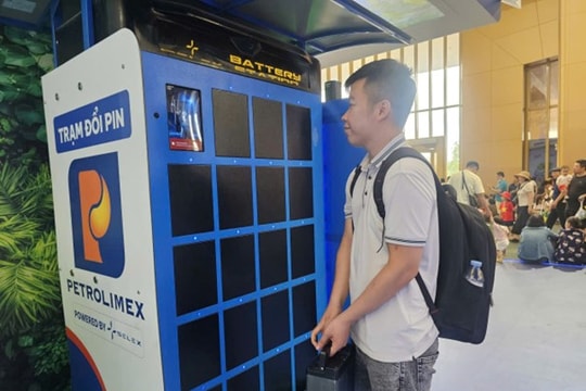 Ba trạm đổi pin xe điện nhà Petrolimex đã đi vào vận hành tại Hà Nội và TP.HCM