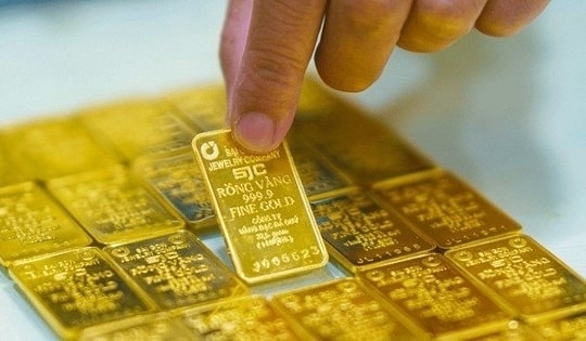 Thị trường kim loại quý hôm nay 14/9/2025: Giá vàng neo ở mức cao, bạc tiếp tục biến động