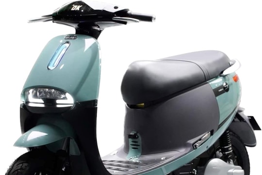 Trải nghiệm mẫu xe điện "Vespa giá rẻ": Thiết kế sang chảnh, động cơ 1.300W, chạy 80 km/sạc