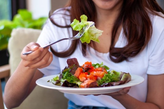 Bí quyết ăn uống thông minh để có trái tim khỏe mạnh