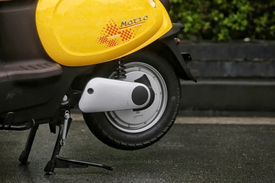 Trải nghiệm xe điện Việt đang giảm sâu cực hời: Gợi dáng Vespa, chạy 82 km, cốp rộng 22 lít