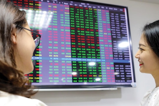 Kịch bản chứng khoán phiên sáng 18/9: VN-Index giằng co quanh mốc 1.670 điểm