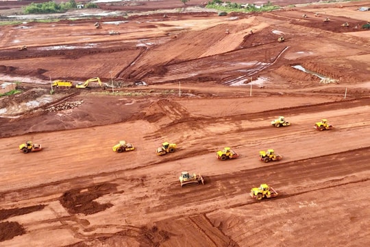 ‘Ong thợ’ Vinaconex: 7 gói thầu tại sân bay Long Thành, đảm trách hàng loạt tuyến cao tốc