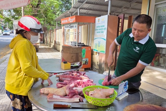 Từ quầy bán hàng nhỏ, nông dân Quảng Trị làm giàu với mô hình tuần hoàn "nhập khẩu" từ Nhật Bản