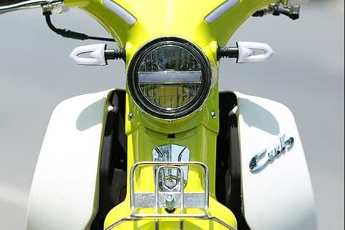 Trải nghiệm chiếc xe số "gợi nhớ thanh xuân": Vận hành êm ái, tiện ích vượt mong đợi, giá chỉ 16,9 triệu