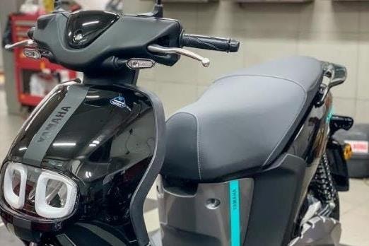 Khám phá mẫu xe điện tối giản chuẩn châu Âu: Nhẹ 98 kg, pin tháo rời, di chuyển 144 km/lần sạc