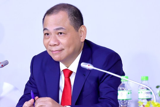 Cổ phiếu họ Vingroup lại thăng hoa, tỷ phú Phạm Nhật Vượng lập kỷ lục chưa từng có