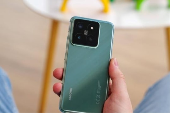 Chiếc điện thoại khiến fan ‘choáng’ với giá rẻ hơn tưởng tượng: Camera Leica, Snapdragon 8 Gen 3, đủ sức so kè mọi flagship