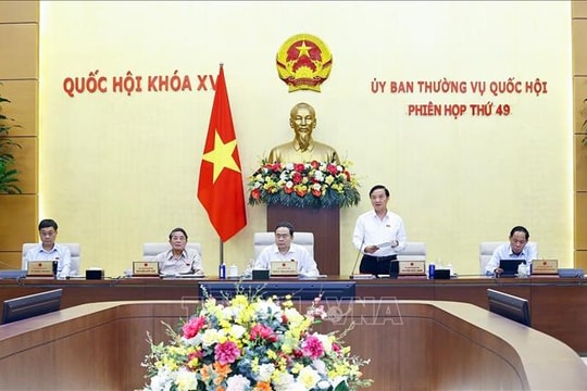 Phiên họp thứ 49 Ủy ban Thường vụ Quốc hội: Chủ động, linh hoạt, dám nghĩ, dám làm để thực hiện thắng lợi nhiệm vụ đề ra