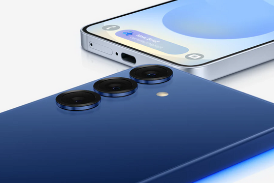 Smartphone cao cấp mới gây sốt: Chip Snapdragon "khủng", camera zoom 3x, giá rẻ hơn iPhone cả chục triệu