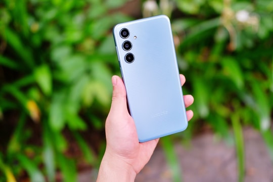 Chiếc smartphone “pin khủng” 6000mAh, màn 120Hz mượt mà nhưng giá chỉ hơn 6 triệu