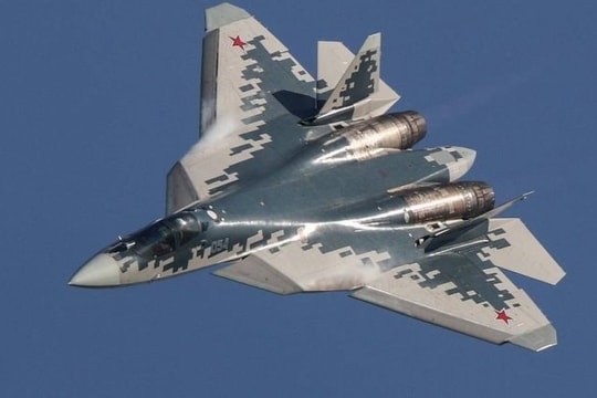Tiêm kích Su-57M1 mới được mệnh danh là "vị vua của bầu trời", kết hợp trí tuệ nhân tạo và hàng loạt tên lửa siêu thanh
