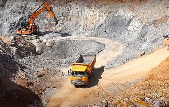 Sau 3 lần đổi tên, một doanh nghiệp xây lắp muốn đưa cổ phiếu lên HOSE