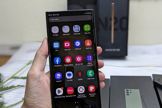 Samsung “hồi sinh” chiếc smartphone đỉnh cao một thời với giá 12 triệu: Vẫn zoom xa, vẫn mạnh, vẫn đáng mua