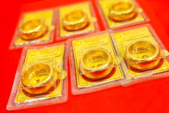 Giá vàng nhẫn hôm nay 25/9: Phát tín hiệu quay đầu, nhịp giảm sâu đã tới?