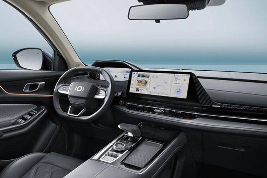 SUV điện cỡ nhỏ giá chỉ từ 400 triệu sắp về Việt Nam: Trang bị như xe châu Âu, chạy 506 km/sạc