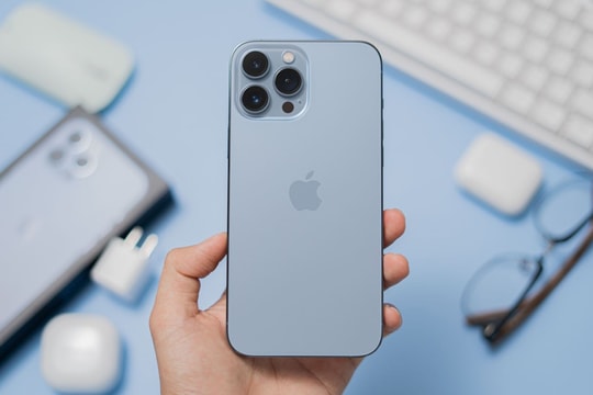 Đây là mẫu iPhone Pro rẻ nhất Việt Nam: Màn 120Hz, camera zoom 3x mà giá chỉ hơn 9 triệu