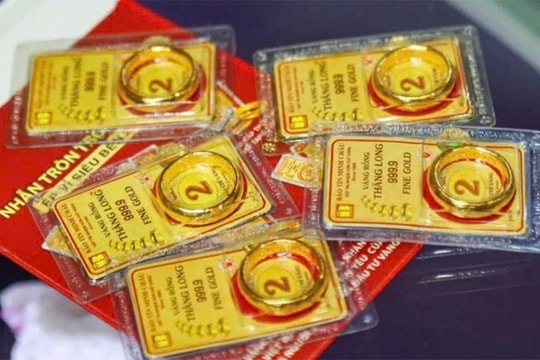 Giá vàng hôm nay 1/10/2025: Đà thế giới đẩy thị trường nội địa “cuồn cuộn”