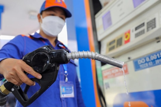 Giá xăng dầu hôm nay 29/9: Khép tháng tăng mạnh