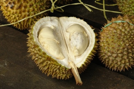 Giá sầu riêng hôm nay 30/9: Ri6 tăng gấp đôi, Thái VIP vẫn “cháy hàng”