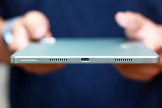 Bất ngờ chỉ hơn 3,5 triệu đã có chiếc máy tính bảng màn 11 inch, pin 8000 mAh cực bền