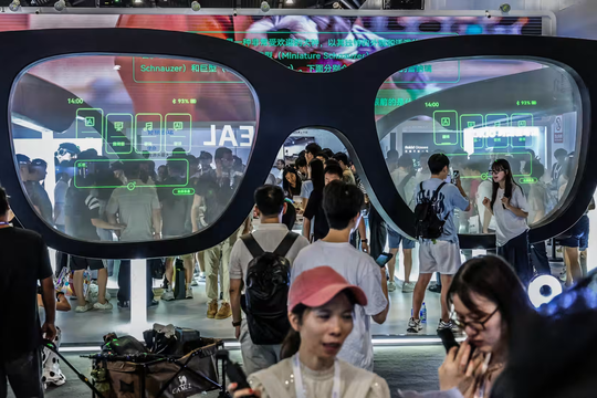 Kính AI đang trở thành mặt trận mới trong cuộc đua công nghệ