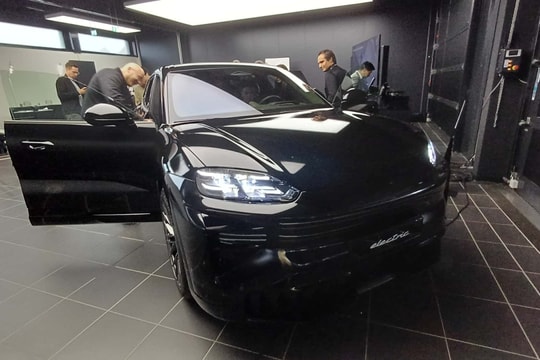 Không chỉ sạc 10 phút đi được 300 km, mẫu xe điện thế hệ mới này còn gây chú ý nhờ thiết kế dễ sửa chữa