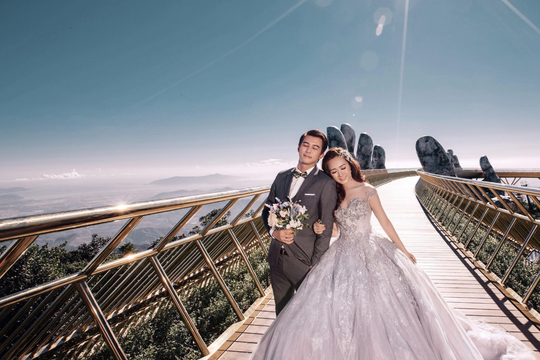 Nam diễn viên điển trai gây sốt khi chọn phong cách sống giản dị: Về rể Mai Châu, xây cơ ngơi tiền tỷ