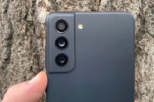 Chưa tới 5 triệu, có ngay flagship Android xịn: Màn 120Hz, camera “ngang cơ” iPhone 14 Pro Max