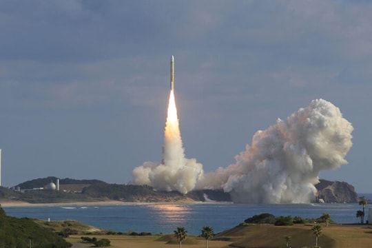 Hệ thống vũ khí siêu tối tân, đánh chặn tên lửa siêu thanh dễ dàng, phạm vi theo dõi toàn bộ Trái Đất