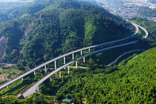 Hé lộ 4 công ty vừa được VEC chỉ định gói thầu hơn 2 ngàn tỷ đồng