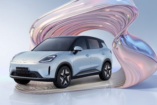 Ra mắt mẫu xe điện gầm cao với thiết kế trẻ trung: Pin sạc nhanh chỉ 35 phút, chạy êm 430km, giá chỉ hơn 200 triệu