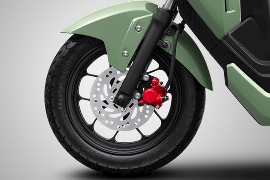 Mẫu xe điện thương hiệu Nhật giá chỉ hơn 26 triệu: Pin tháo rời, sạc 3,5 giờ là chạy cả ngày