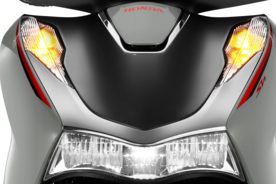 Mẫu xe xăng bất ngờ rẻ kịch sàn, nhiều bản giảm cả chục triệu khiến dân tình ngỡ ngàng