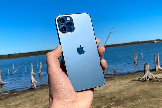 Chiếc iPhone từng gần 40 triệu nay còn 9 triệu: Vẫn sang, vẫn mạnh, “ăn đứt” iPhone mới