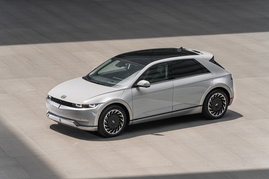 Mẫu xe điện lắp ráp tại Việt Nam từng đạt 3 giải thưởng quốc tế: Thiết kế tương lai, chạy hơn 450km, sạc nhanh chưa đầy 20 phút