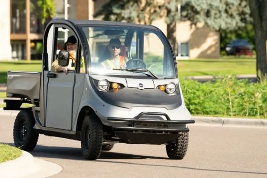 Mẫu xe điện siêu nhỏ, tốc độ tối đa 40km/h, phạm vi hoạt động 137km