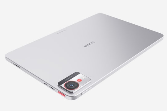 Chiếc máy tính bảng khiến fan công nghệ bất ngờ: Pin 10.100 mAh, chip Snapdragon 8 Gen 3, giá chưa tới 13 triệu