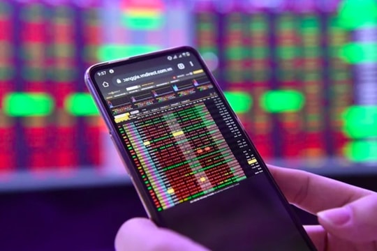 Kịch bản chứng khoán phiên sáng 7/11: Lực cầu thăm dò, thị trường chờ tín hiệu xác nhận xu hướng