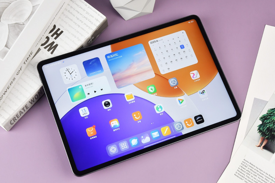 Máy tính bảng giá 11 triệu lại có sạc siêu nhanh 120W, pin hơn 10.000 mAh, hiệu năng mạnh ngang laptop