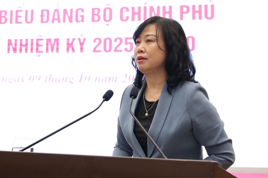 Bộ trưởng Bộ Y tế: Chính sách an sinh xã hội lấy người dân làm trung tâm