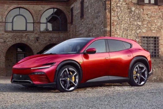 Mẫu xe điện cho cảm giác lái siêu thật, có 4 động cơ, tăng tốc từ 0–100 km/h chỉ mất 2,5 giây